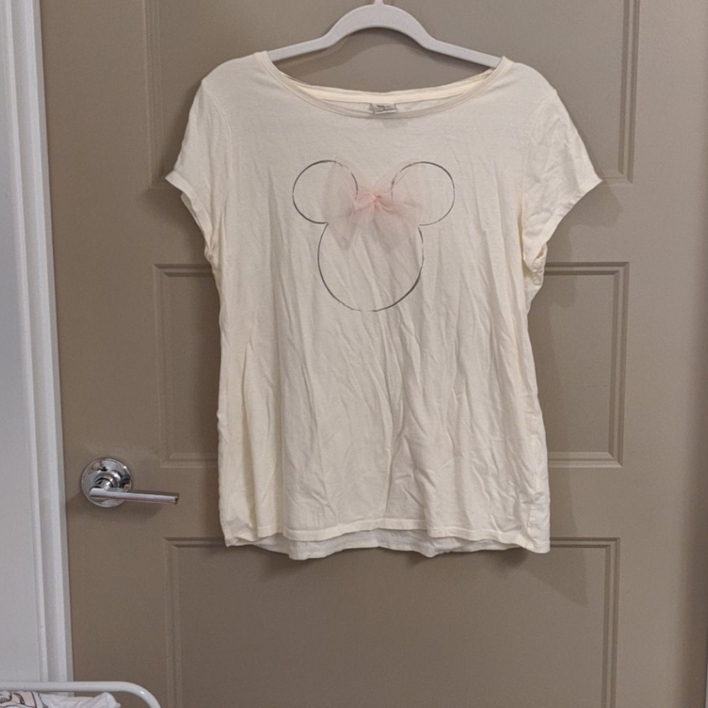 LC Lauren Conrad Minnie Mouse Bow tee